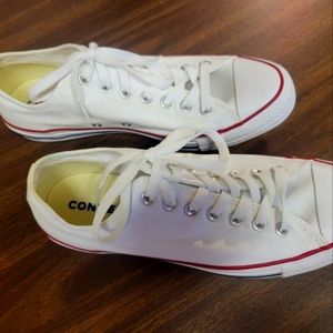 Converce man size 9 excellent condition